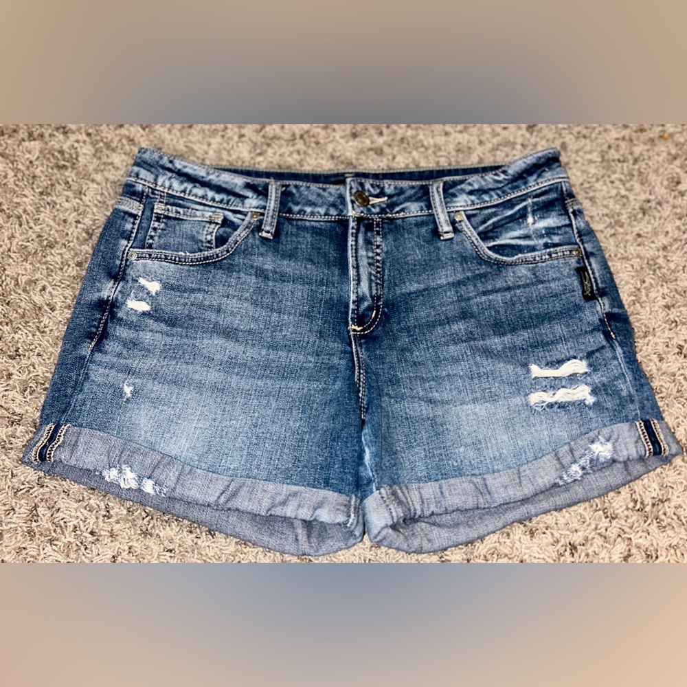Women’s Silver Jeans Distressed Blue Jean Shorts size 30